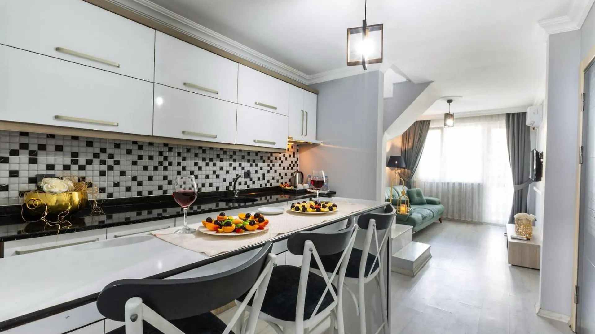 טראבזון Life Suites Apart Hotel טורקיה