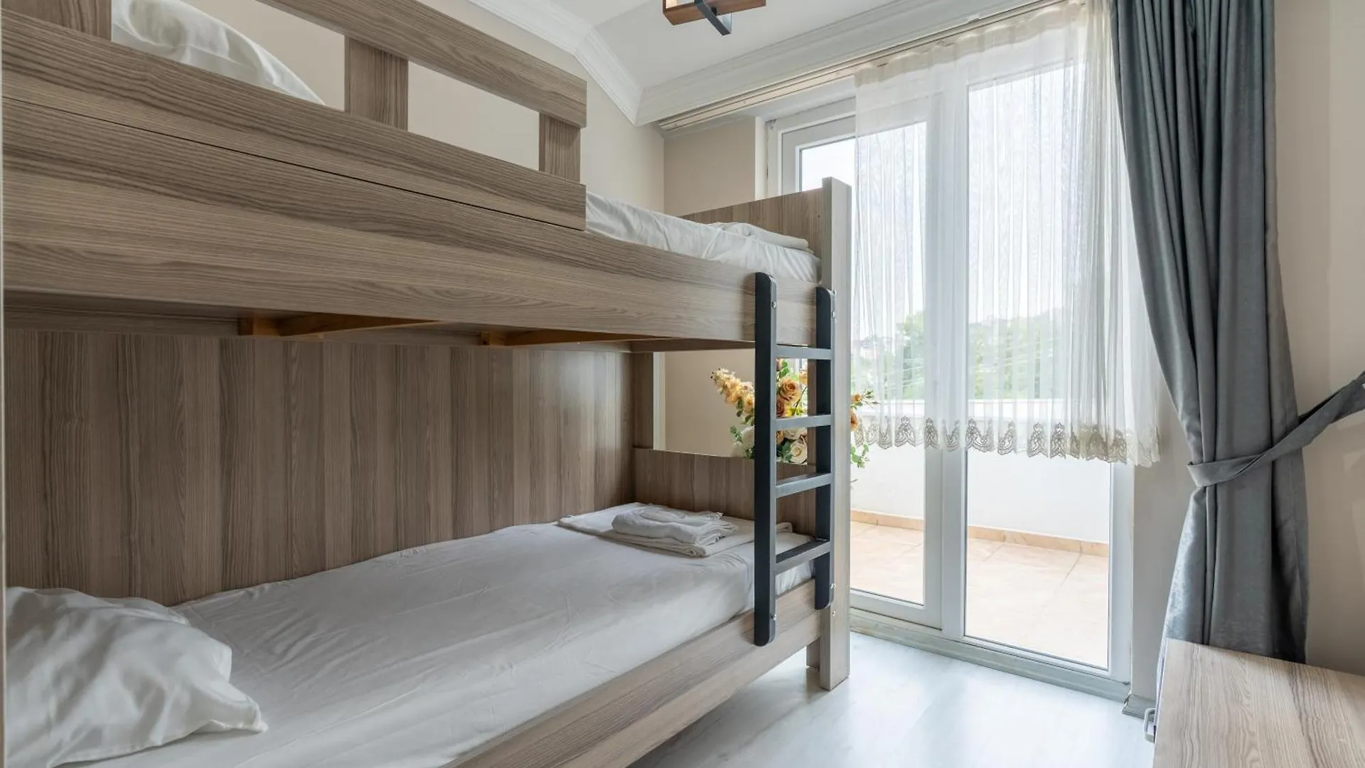 טראבזון Life Suites Apart Hotel 0*,